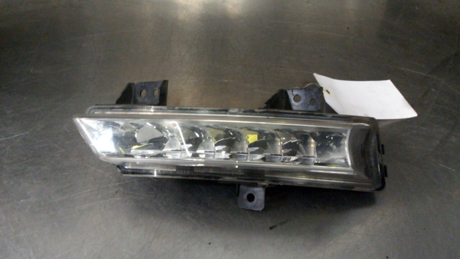 Luce paraurti anteriore destra RENAULT MEGANE 3 PHASE 2 Diésel - 1