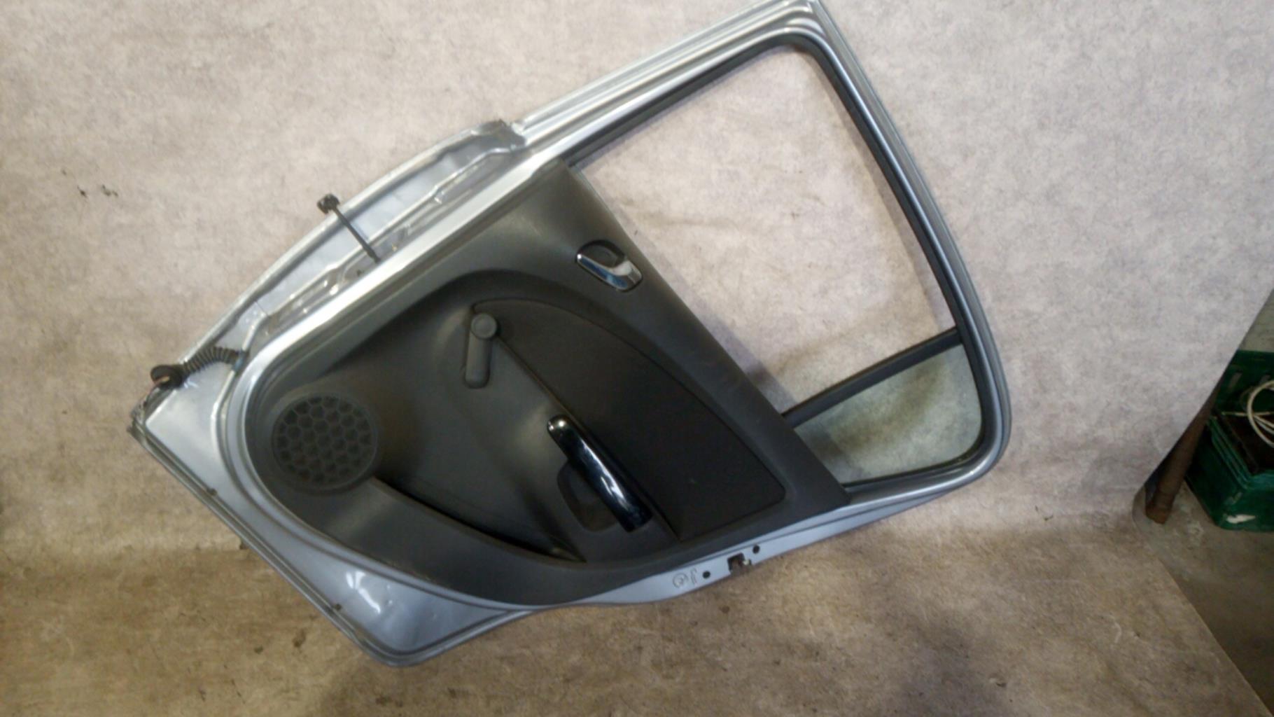 Portiera posteriore destra OPEL CORSA D PHASE 1 Gasolina - 1