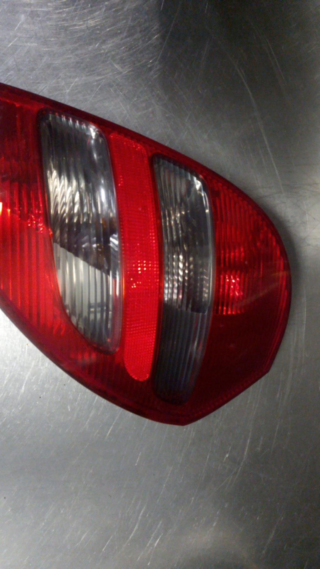 Fanale posteriore principale destro (luci) MERCEDES CLASSE A 169 PHASE 1 Diésel - 1