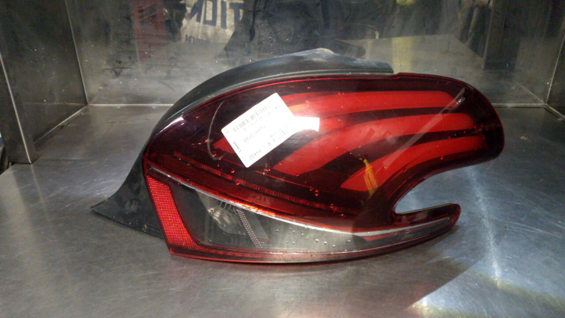 Fanale posteriore principale destro (luci) PEUGEOT 208 1 PHASE 1 Diésel - 1