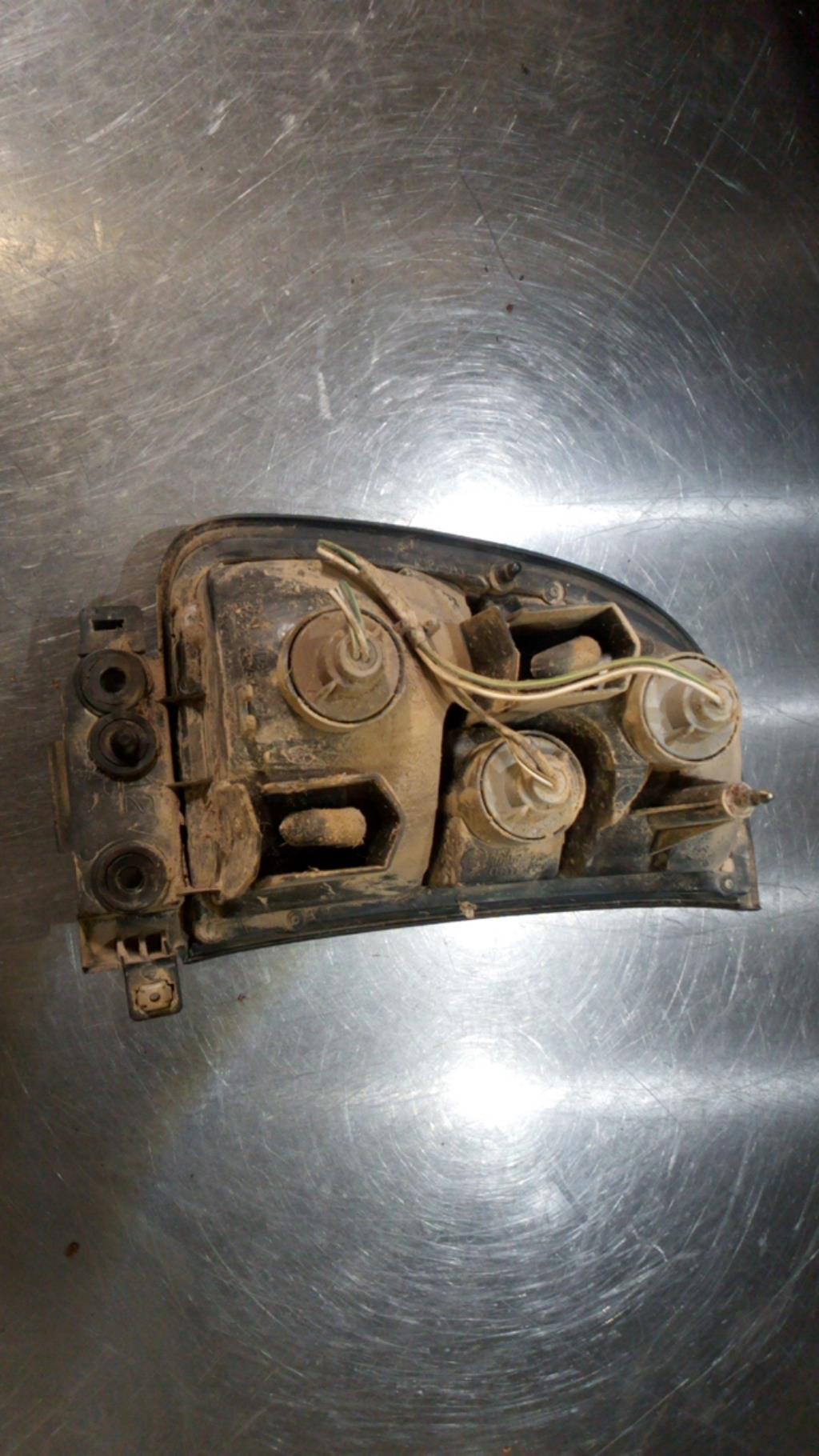 Fanale posteriore principale destro (luci) TOYOTA RAV4 1 PHASE 1 Gasolina - 1