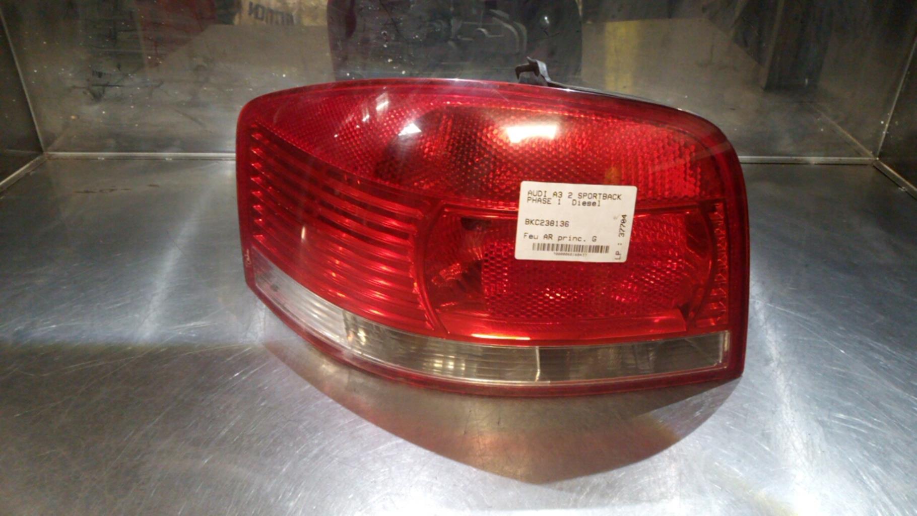 Fanale posteriore principale sinistro (luci) AUDI A3 2 SPORTBACK PHASE 1 Diésel - 1