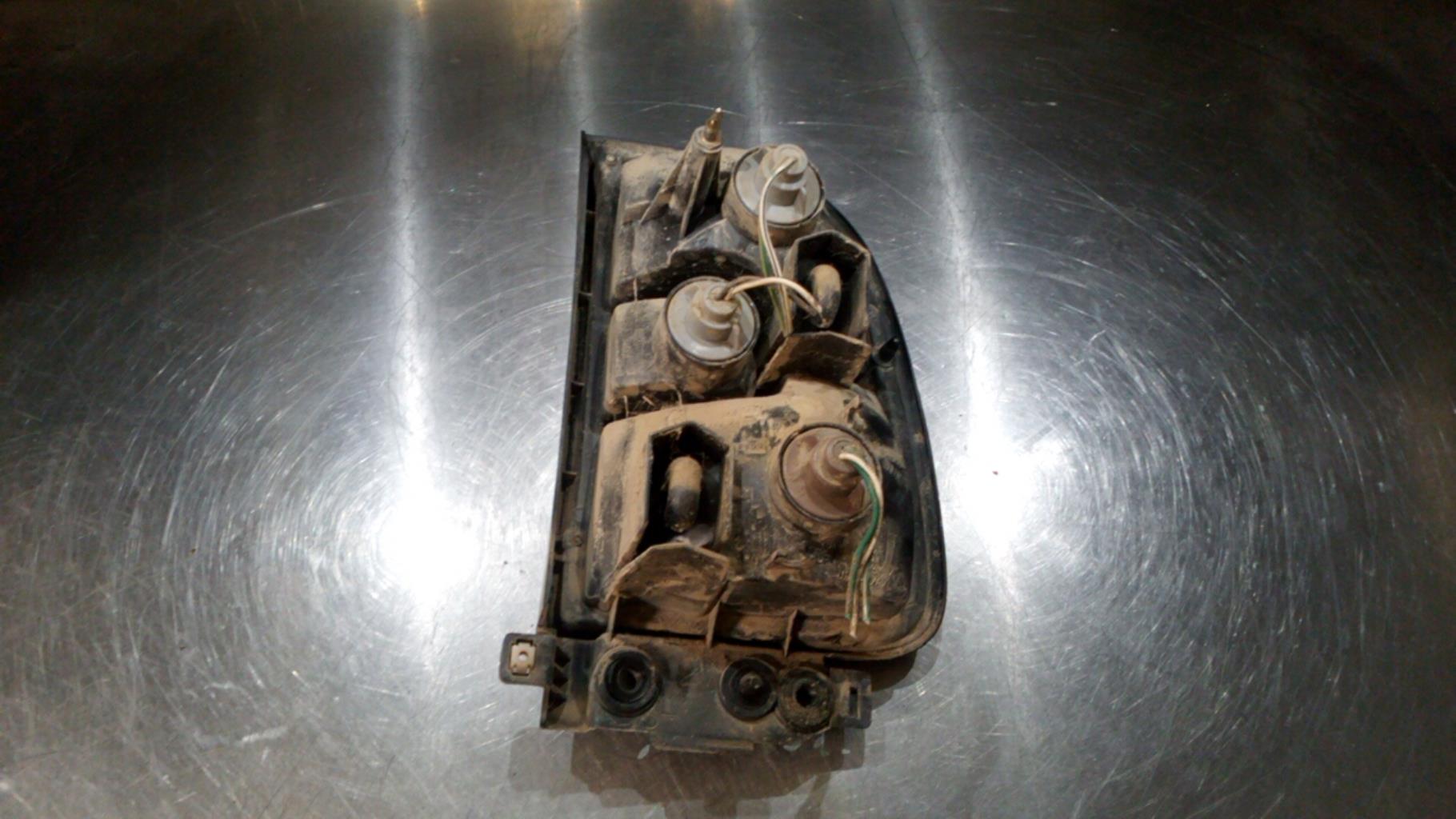 Fanale posteriore principale sinistro (luci) TOYOTA RAV4 1 PHASE 1 Gasolina - 1