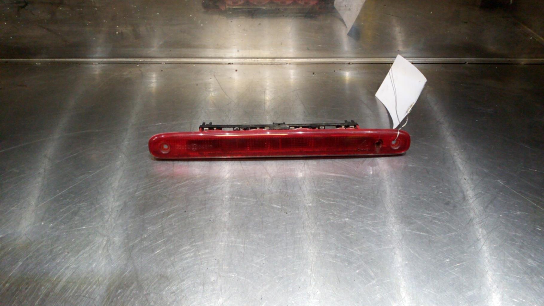 Feu arriere stop central CITROEN C1 1 PHASE 1 Diesel - 1