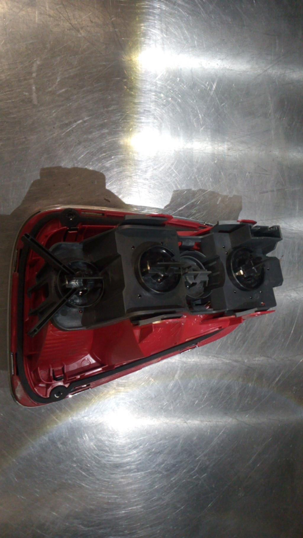 Fanale posteriore principale destro (luci) MINI MINI 2 R56 PHASE 1 Gasolina - 1