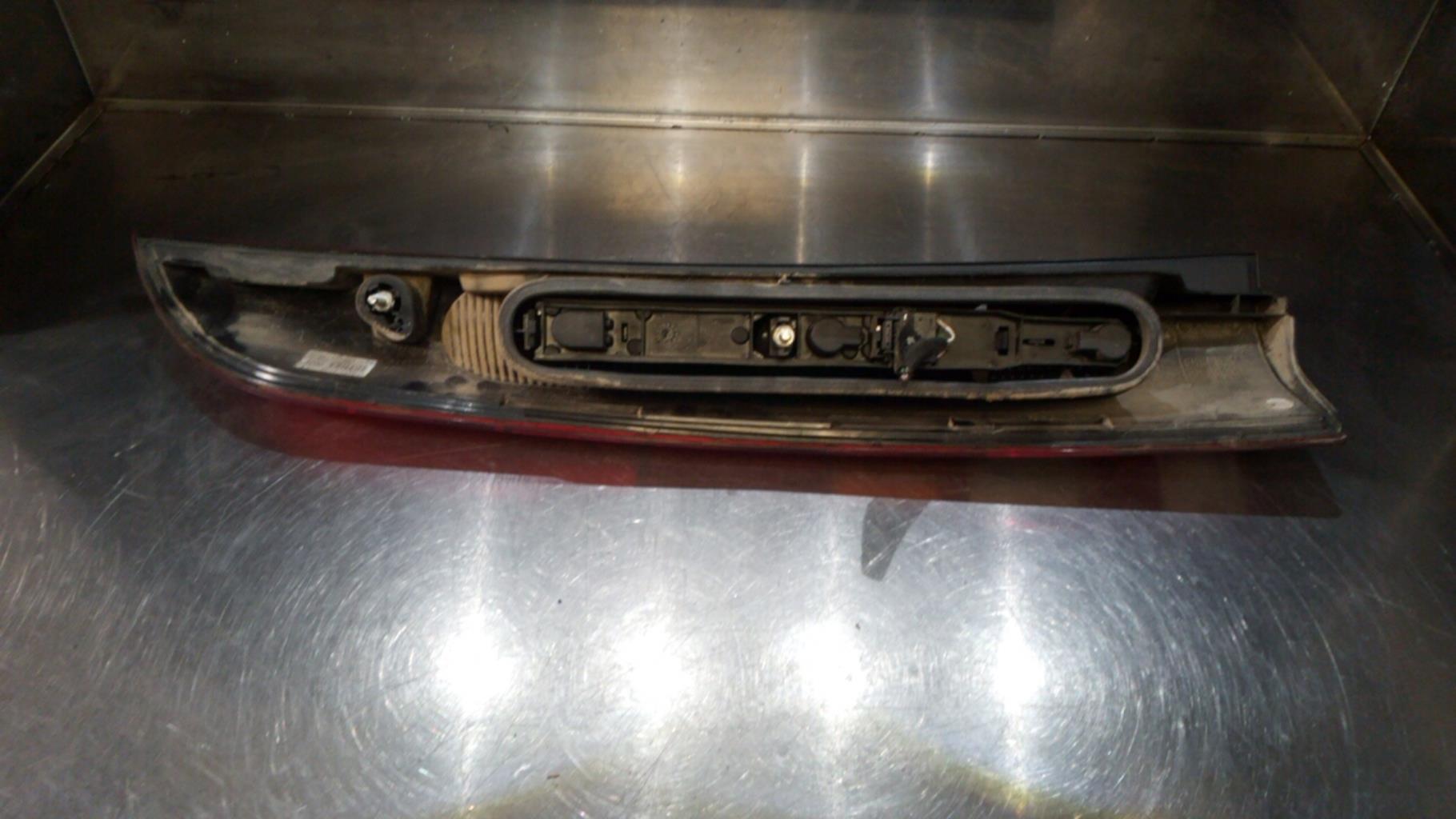 Fanale posteriore principale destro (luci) RENAULT KANGOO 1 PHASE 2 Diésel - 1