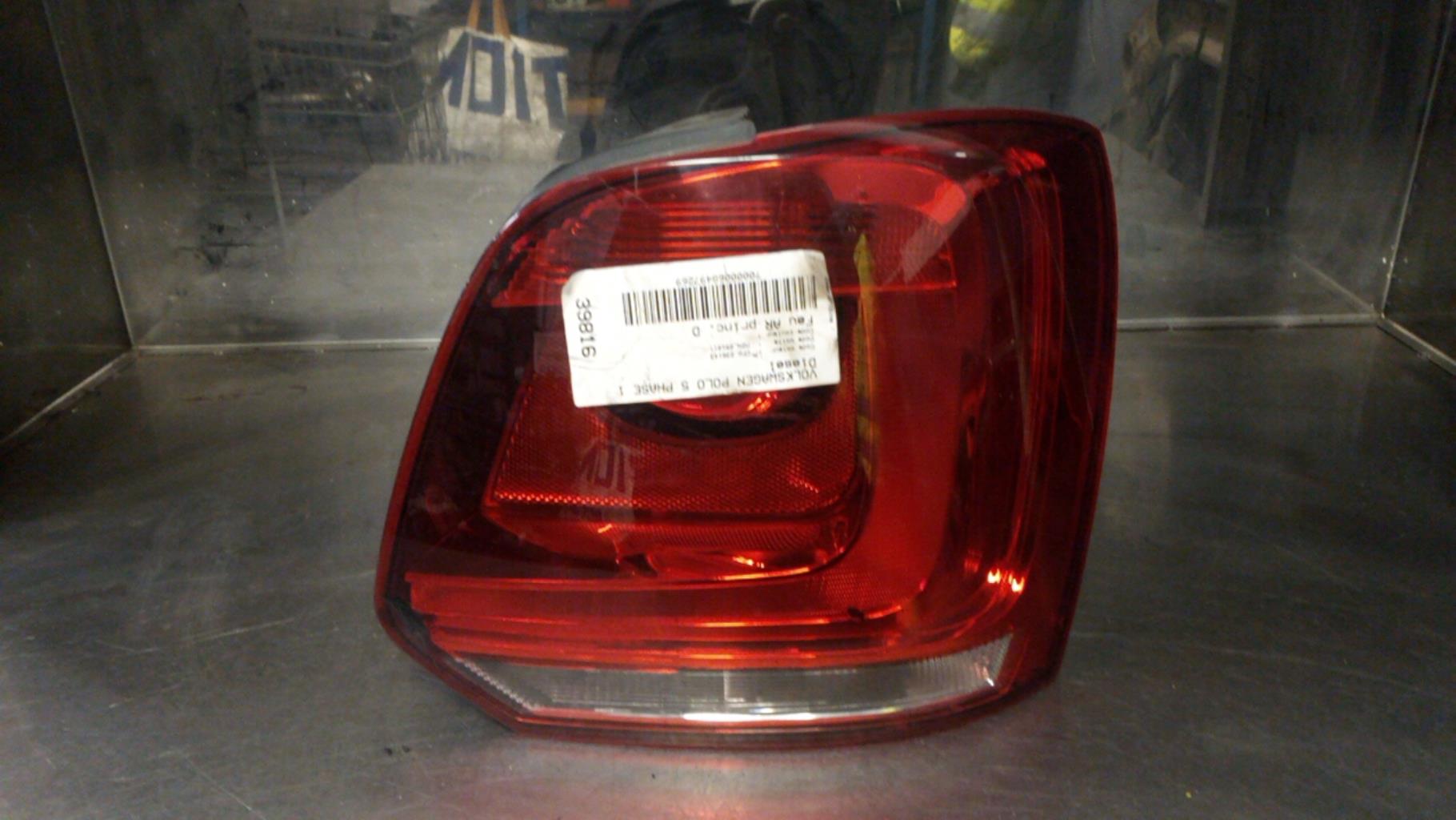 Fanale posteriore principale destro (luci) VOLKSWAGEN POLO 5 PHASE 1 Diésel - 1