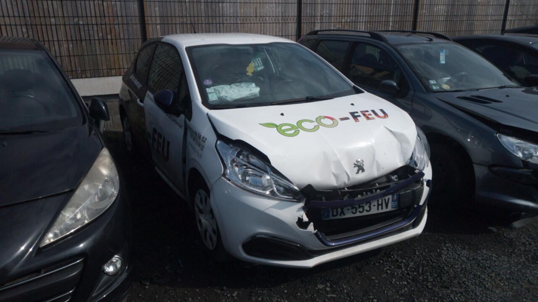 Motore tergicristallo anteriore PEUGEOT 208 1 PHASE 2 Gasolina - 1