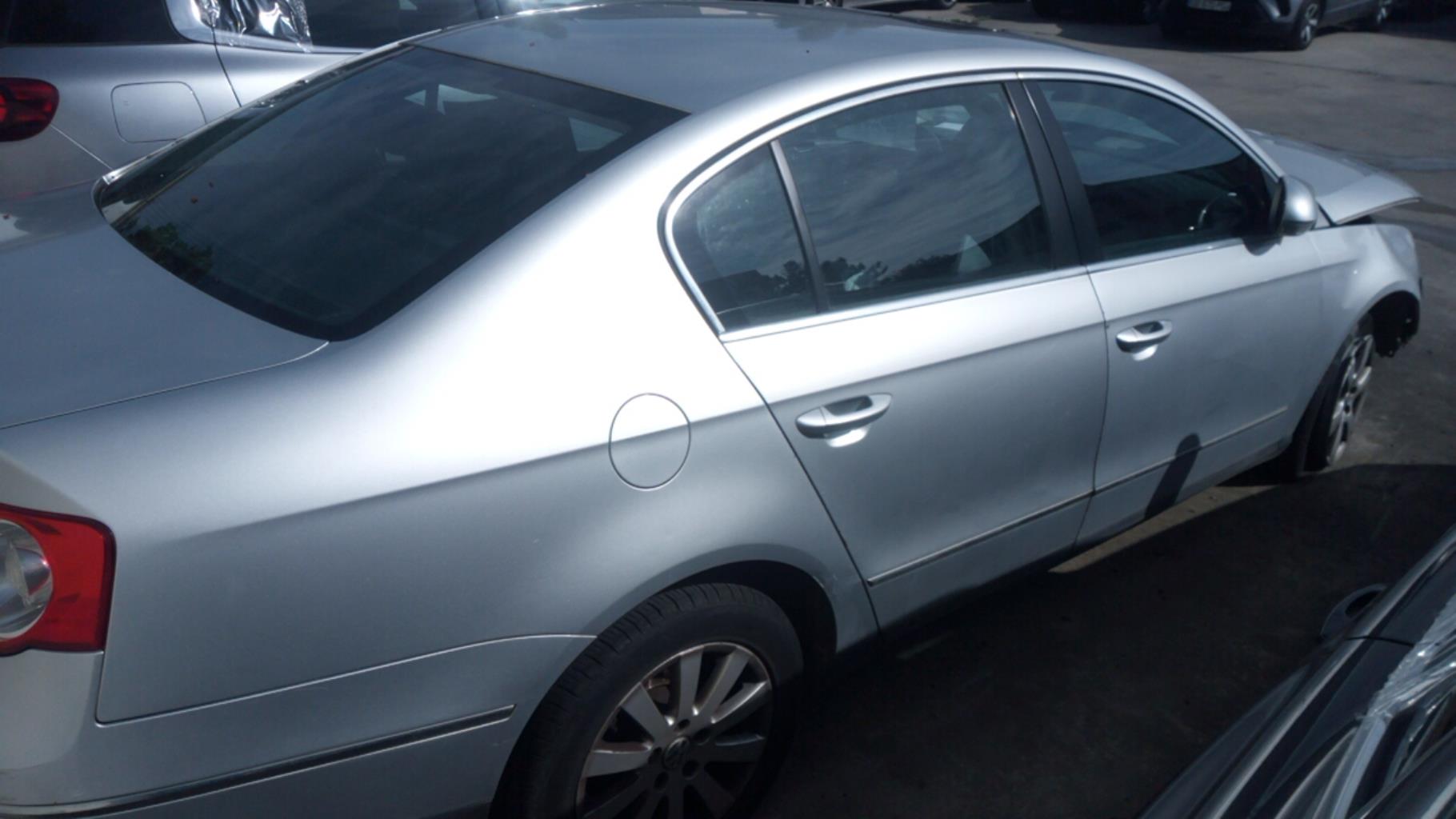 Boite de vitesses VOLKSWAGEN PASSAT 5 Diesel - 1