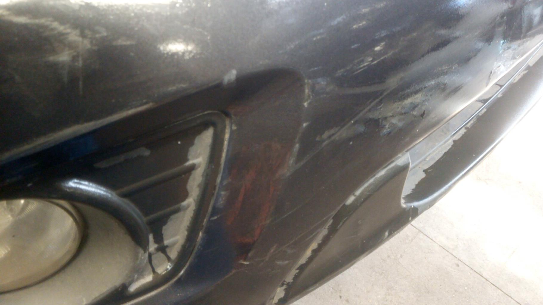 Pare choc avant KIA CARENS 3 Diesel - 1
