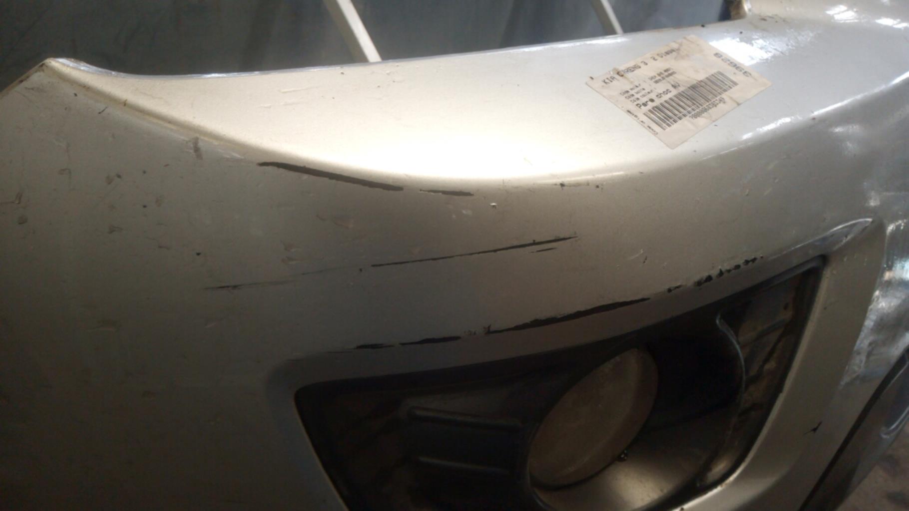 Pare choc avant KIA CARENS 3 Diesel - 1