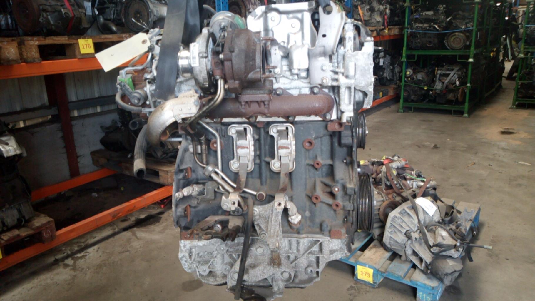 Moteur RENAULT ESPACE 4 PHASE 2 Diesel - 1