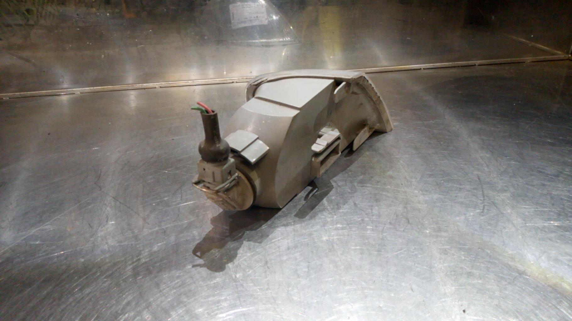 Gruppo ottico anteriore secondario sinistro (luci)(freccia) CITROEN XANTIA PHASE 2 Gasolina - 1