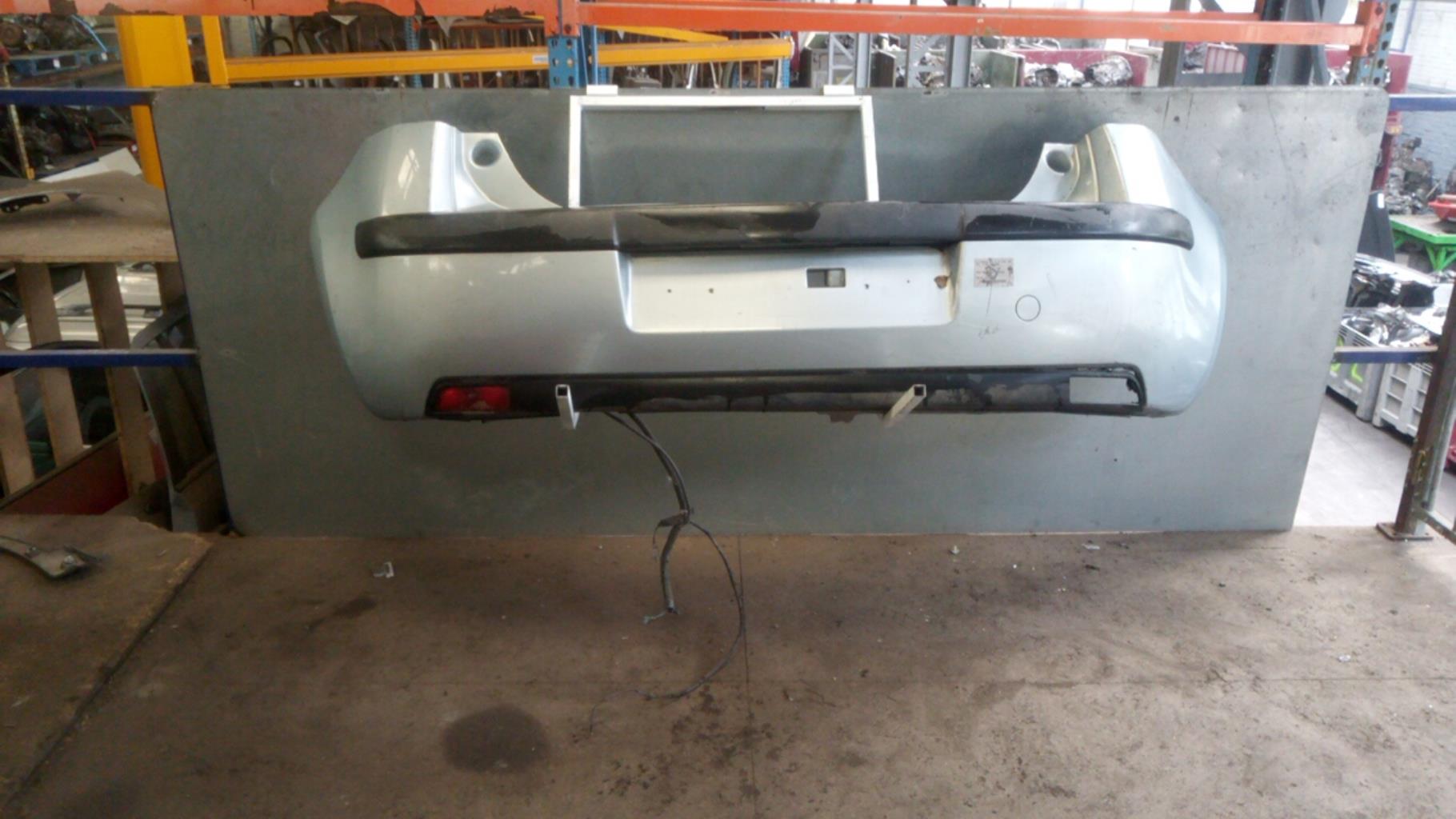 Pare choc arriere CITROEN C4 1 PHASE 1 Diesel - 1