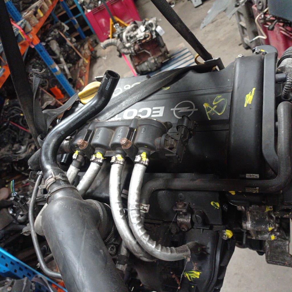 Moteur OPEL MERIVA A PHASE 2 Essence/GPL - 1