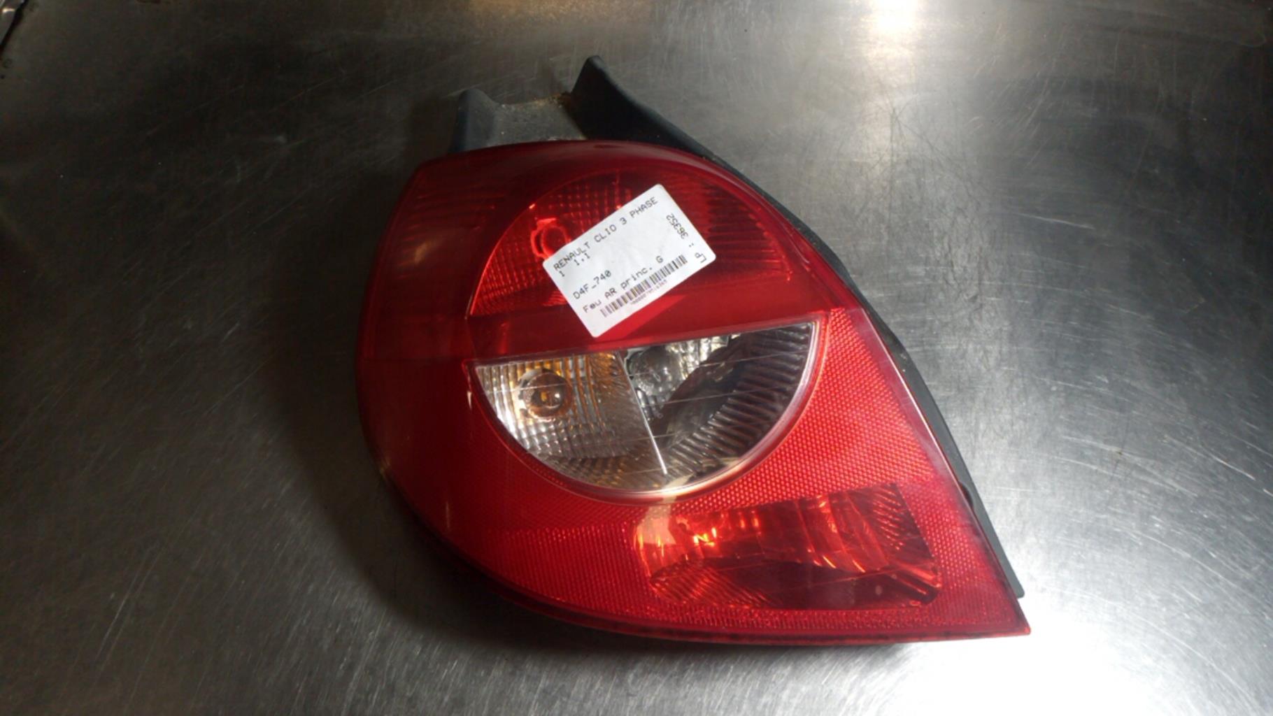 Fanale posteriore principale sinistro (luci) RENAULT CLIO 3 PHASE 1 Gasolina - 1