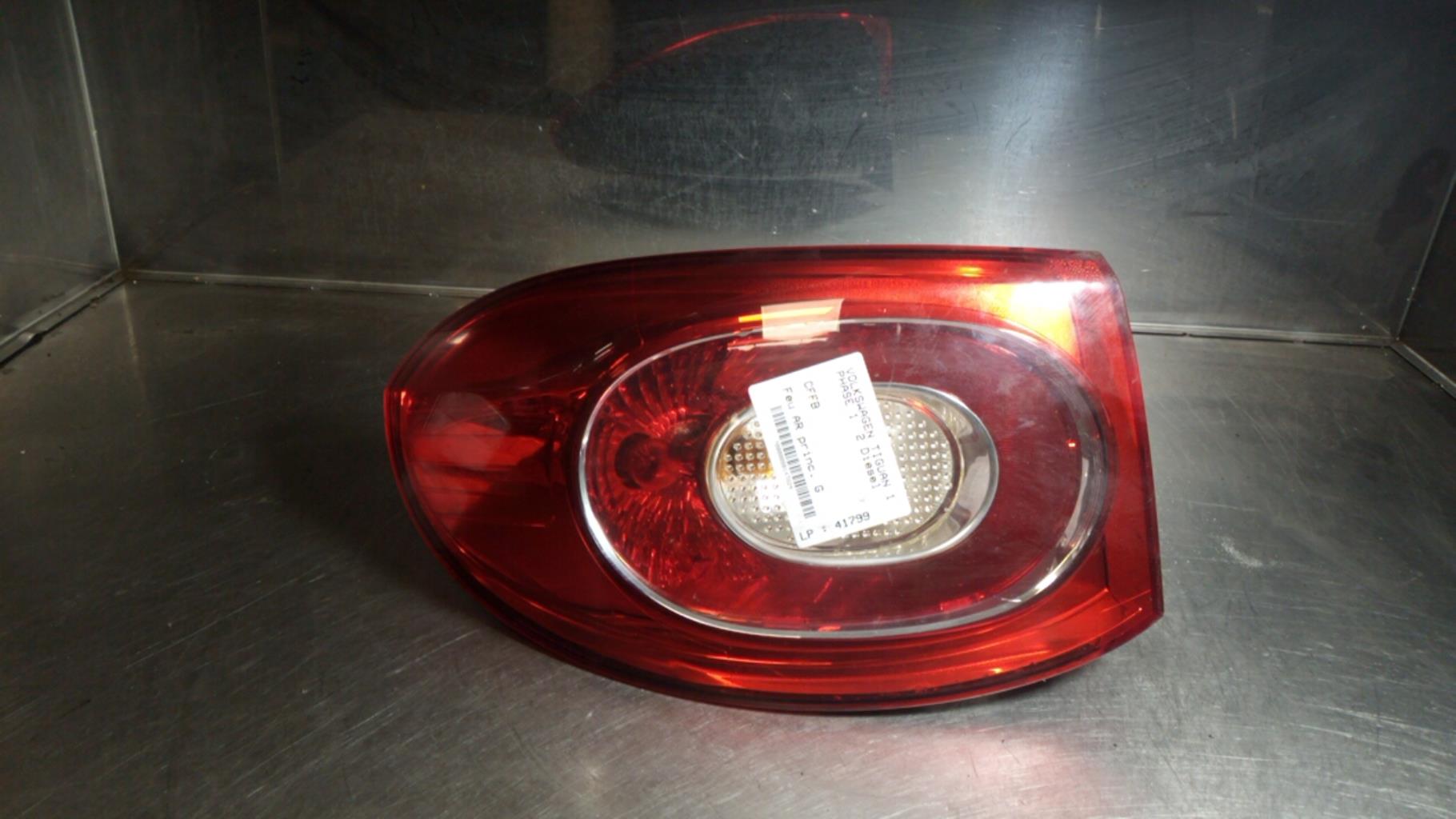 Fanale posteriore principale sinistro (luci) VOLKSWAGEN TIGUAN 1 PHASE 1 Diésel - 1