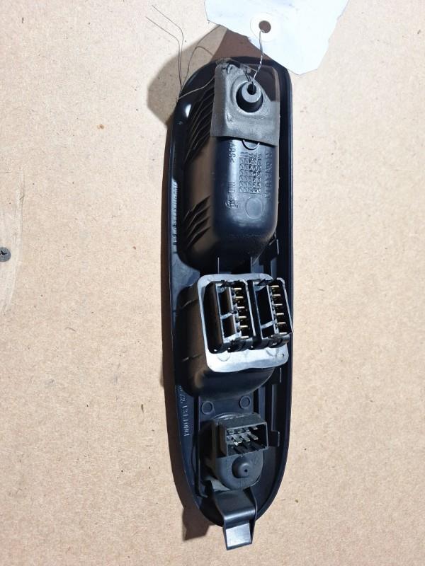 Interruttore lavacristalli anteriore sinistro RENAULT CLIO 2 PHASE 1 Gasolina - 1