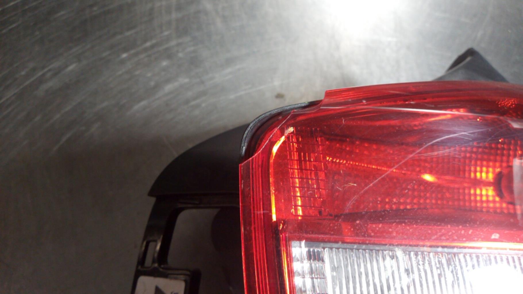 Fanale posteriore principale destro (luci) BMW SERIE 1 F20 PHASE 1 Diésel - 1