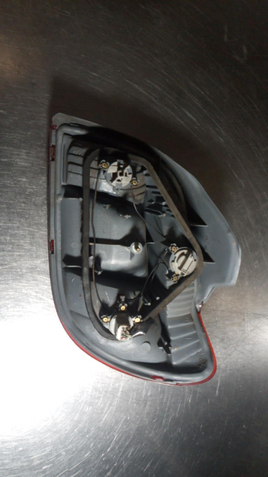 Fanale posteriore principale sinistro (luci) TOYOTA YARIS 1 PHASE 1 Gasolina - 1