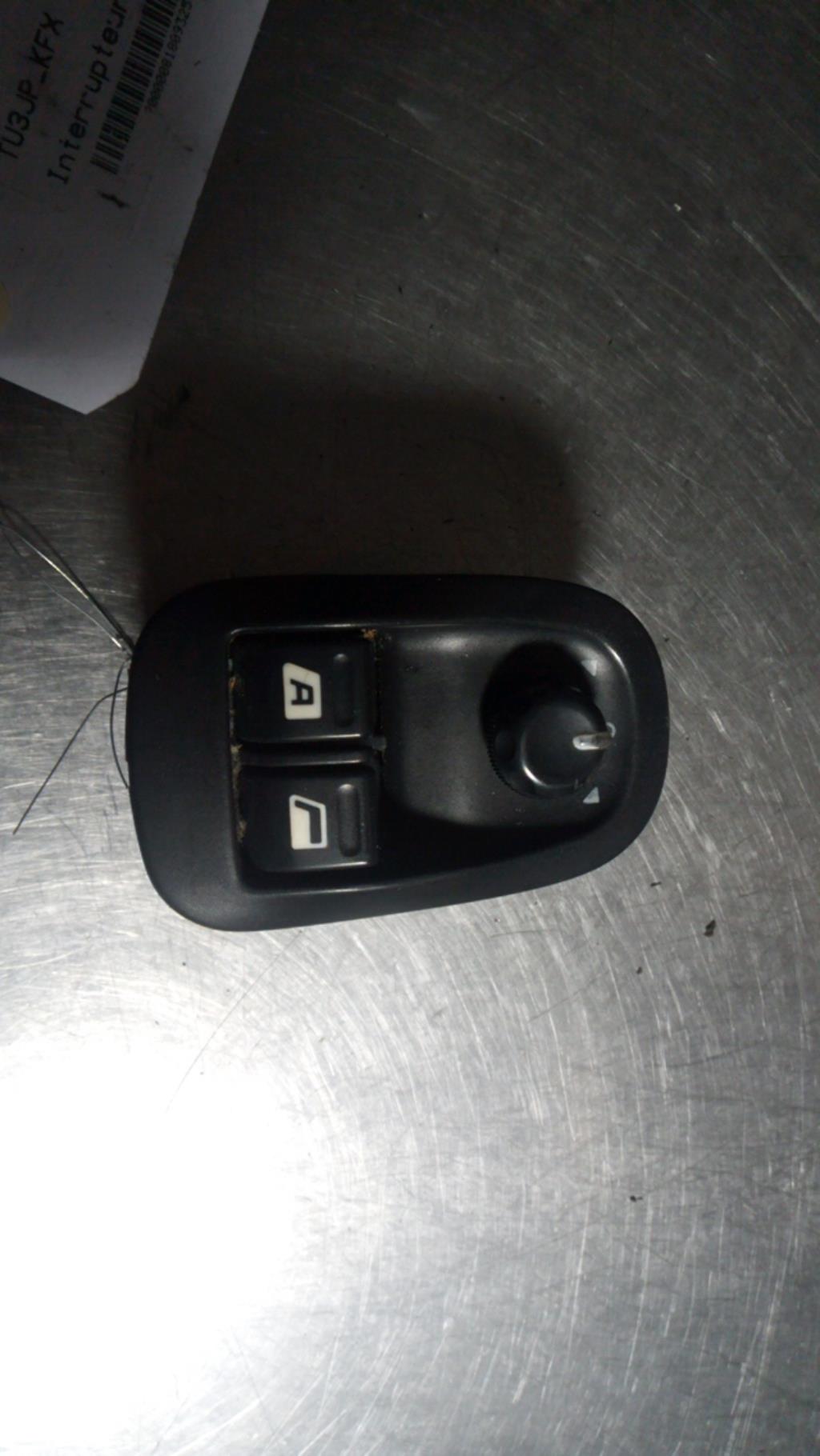 Interruttore lavacristalli anteriore sinistro PEUGEOT 206 PHASE 1 Gasolina - 1