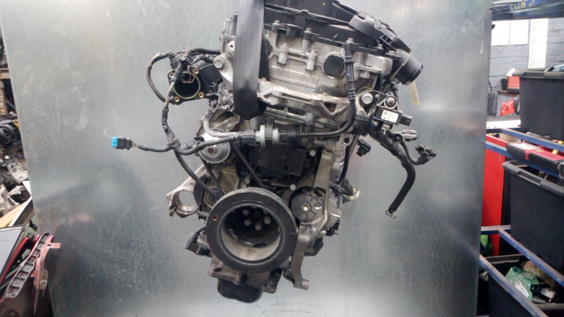 Moteur PEUGEOT 208 2 Essence - 1