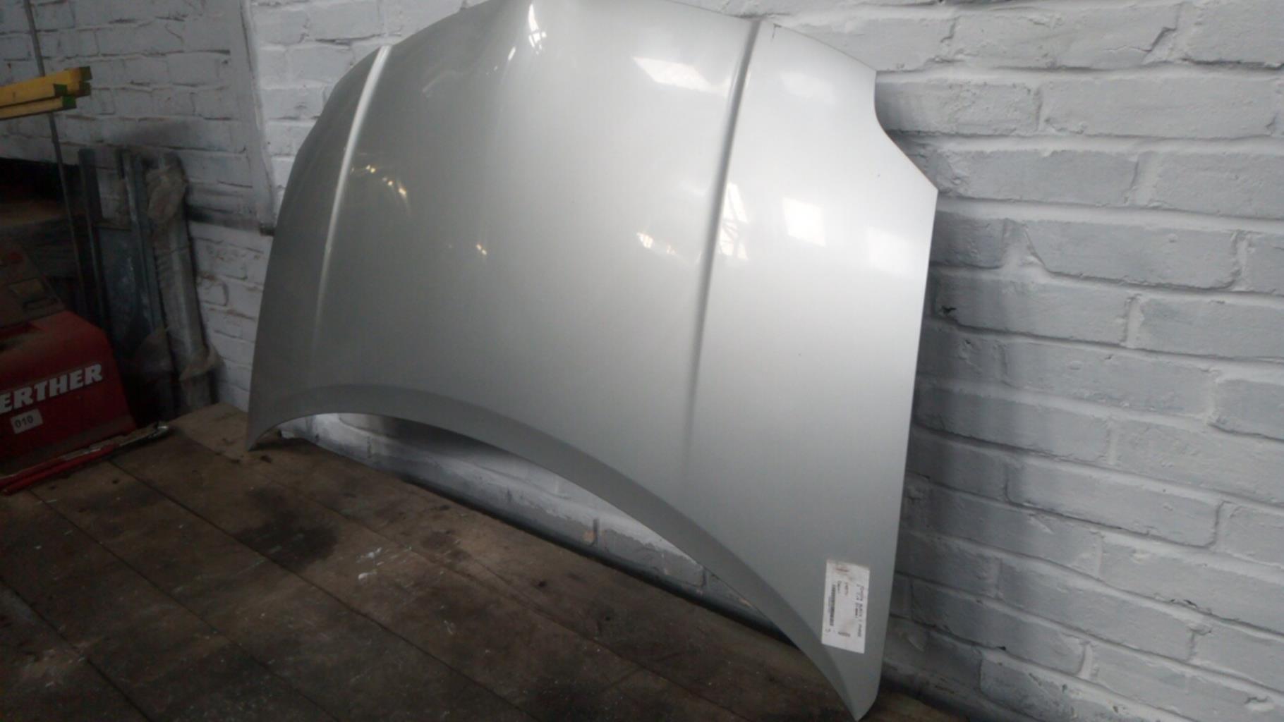 Capot TOYOTA AURIS 1 PHASE 1 Diesel - 1