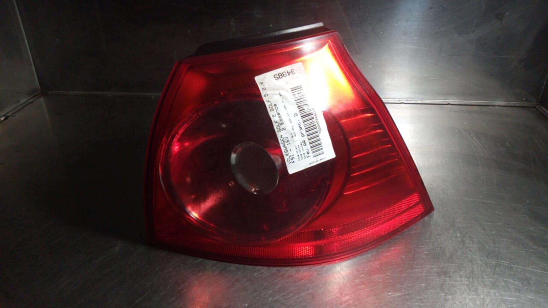 Fanale posteriore principale destro (luci) VOLKSWAGEN GOLF 5 Gasolina - 1