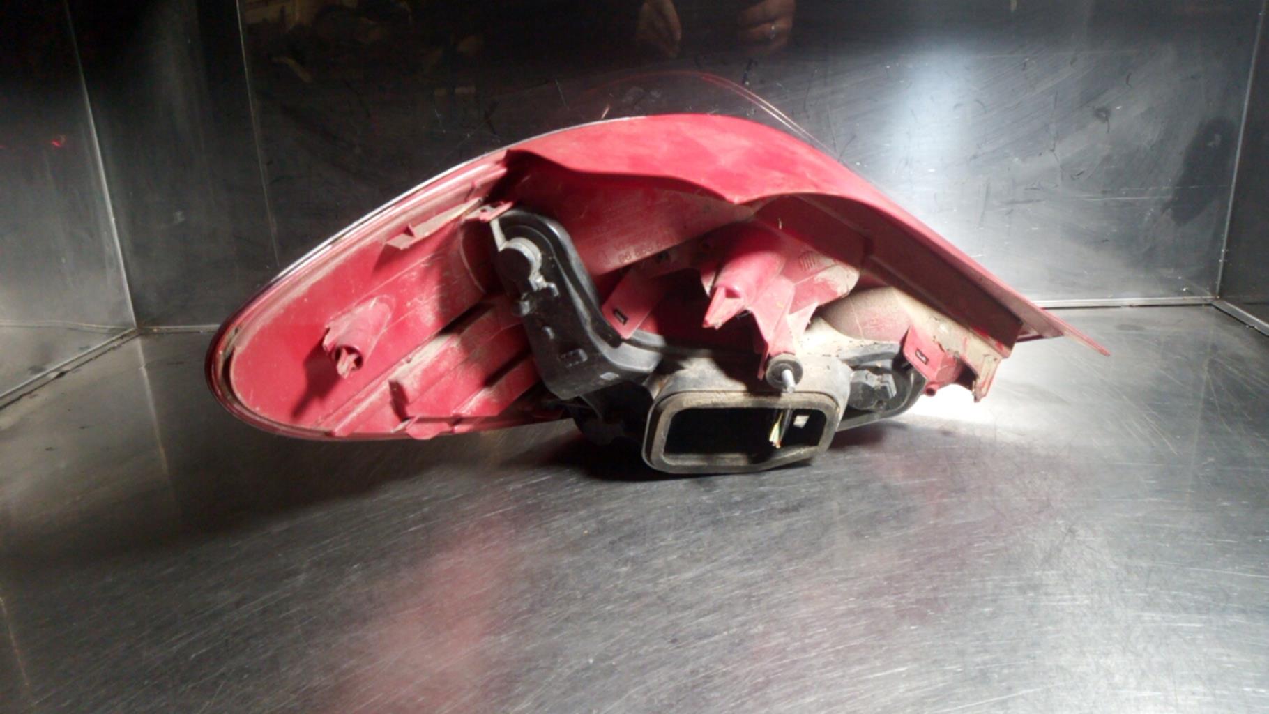 Fanale posteriore principale destro (luci) PEUGEOT 207 PHASE 2 Diésel - 1