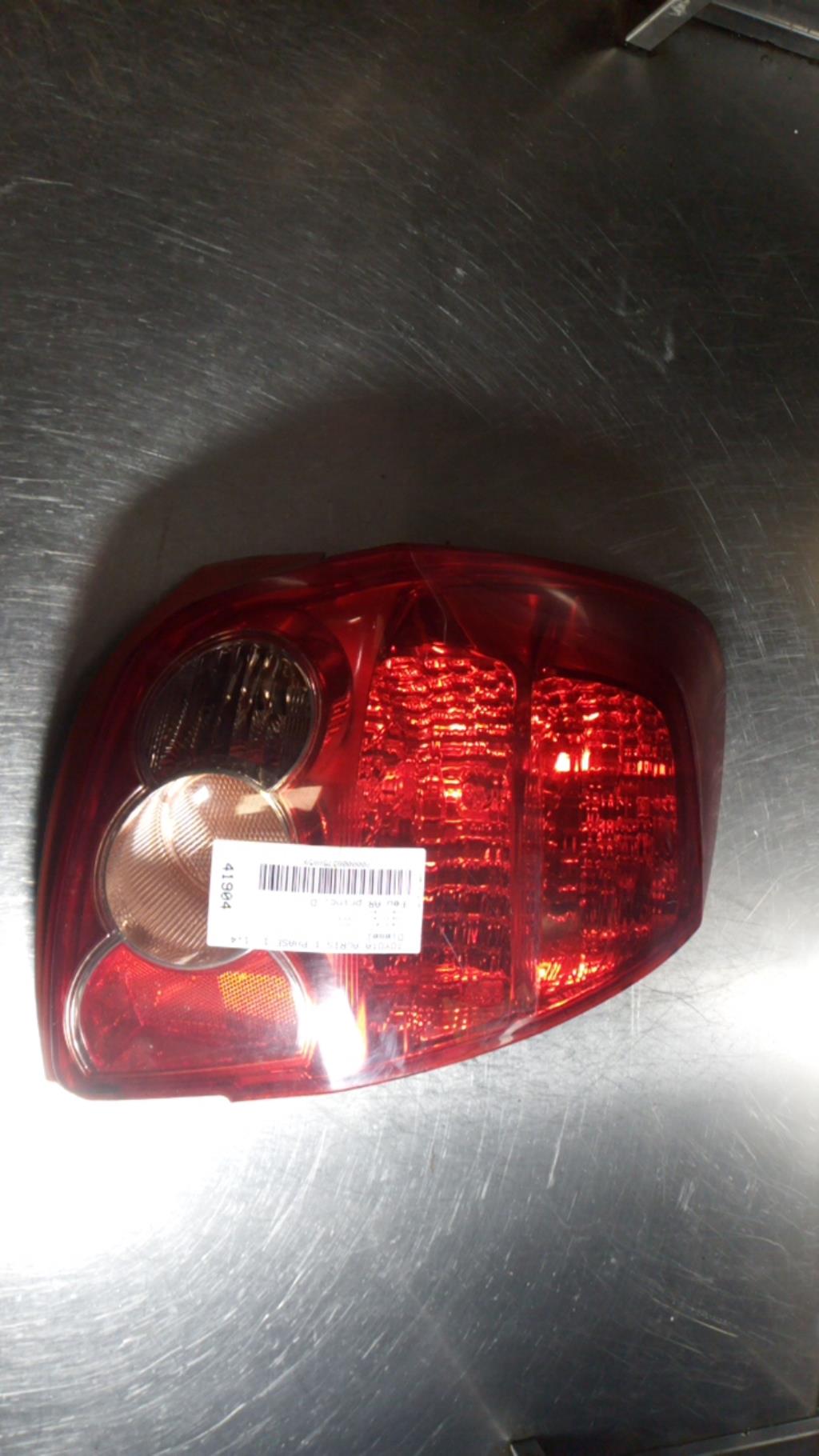Fanale posteriore principale destro (luci) TOYOTA AURIS 1 PHASE 1 Diésel - 1