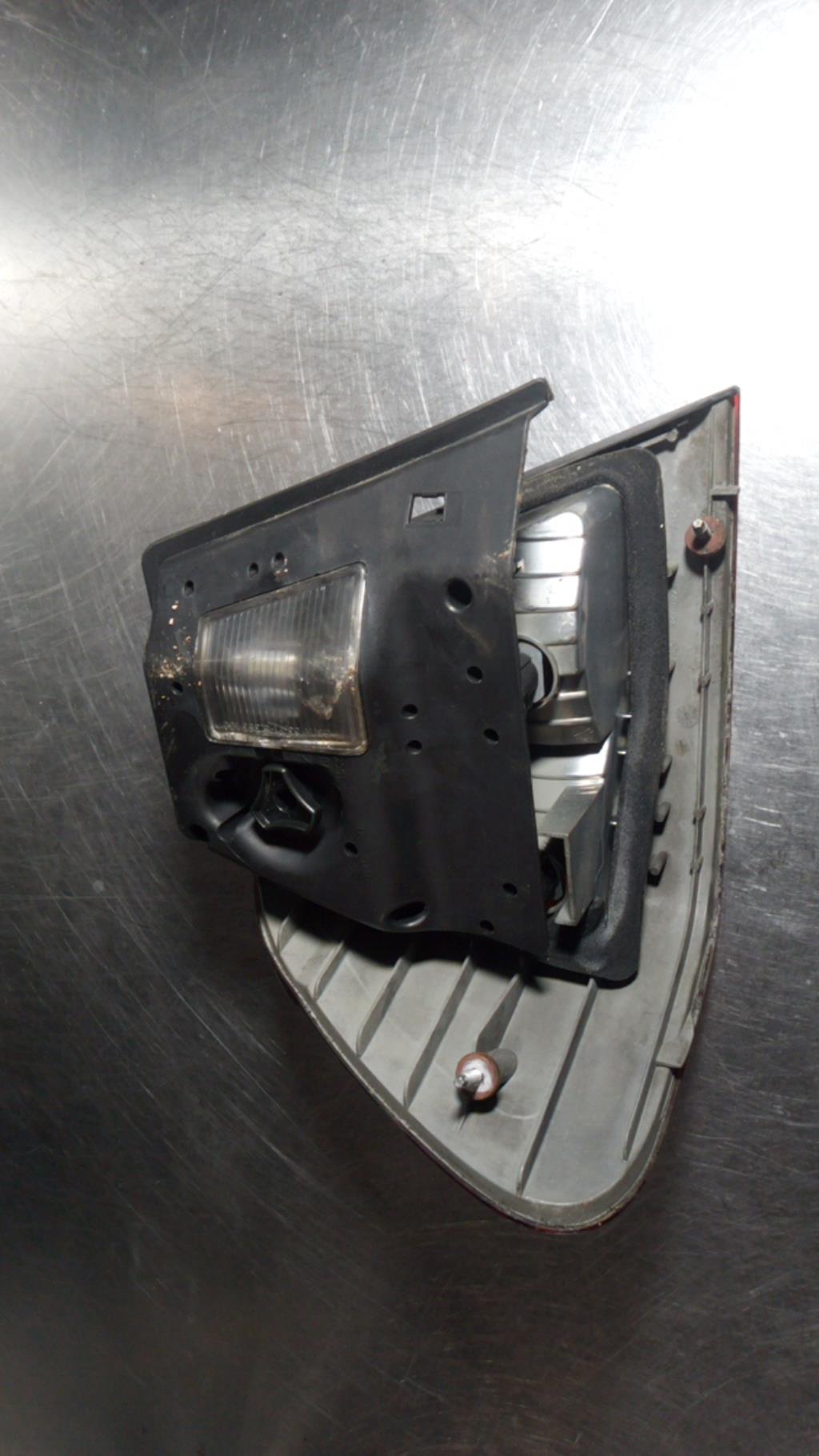 Fanale posteriore principale destro (luci) BMW SERIE 3 E46 PHASE 2 Diésel - 1