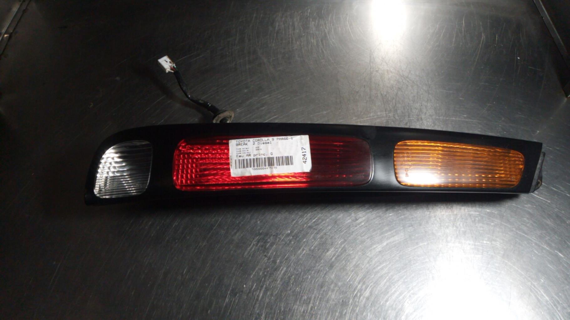 Fanale posteriore principale sinistro (luci) TOYOTA COROLLA 9 PHASE 1 BREAK Diésel - 1