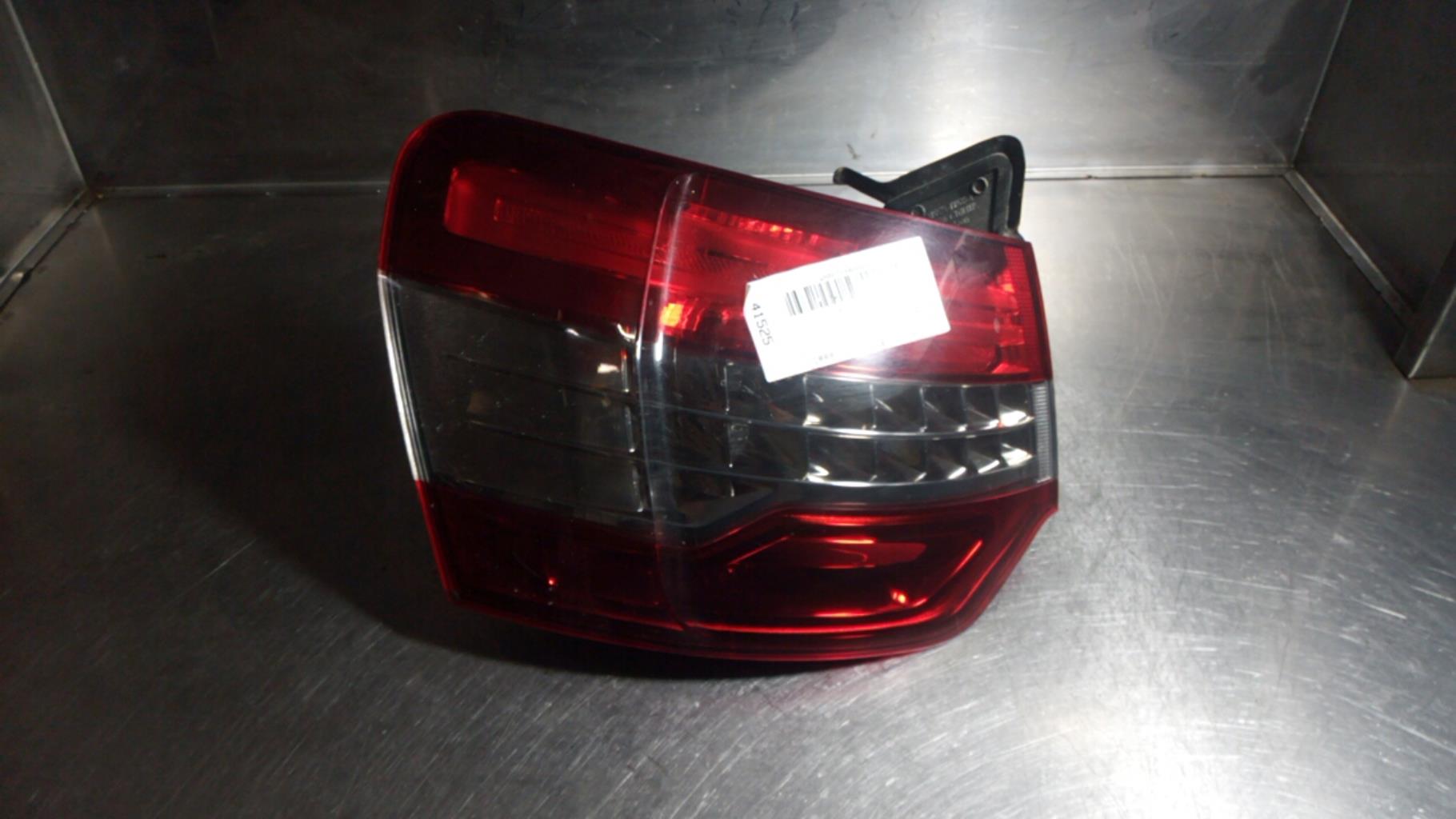 Fanale posteriore principale sinistro (luci) CITROEN C5 2 Diésel - 1