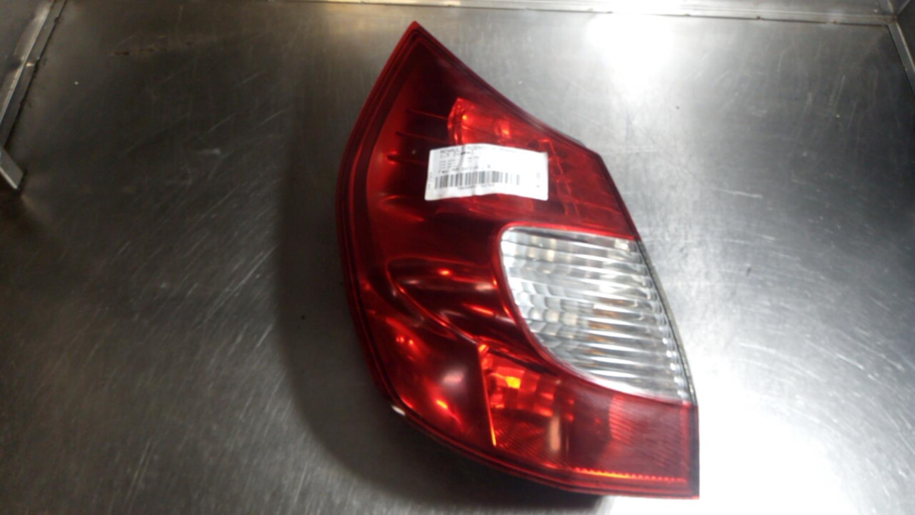 Fanale posteriore principale sinistro (luci) RENAULT SCENIC 2 PHASE 2 Diésel - 1