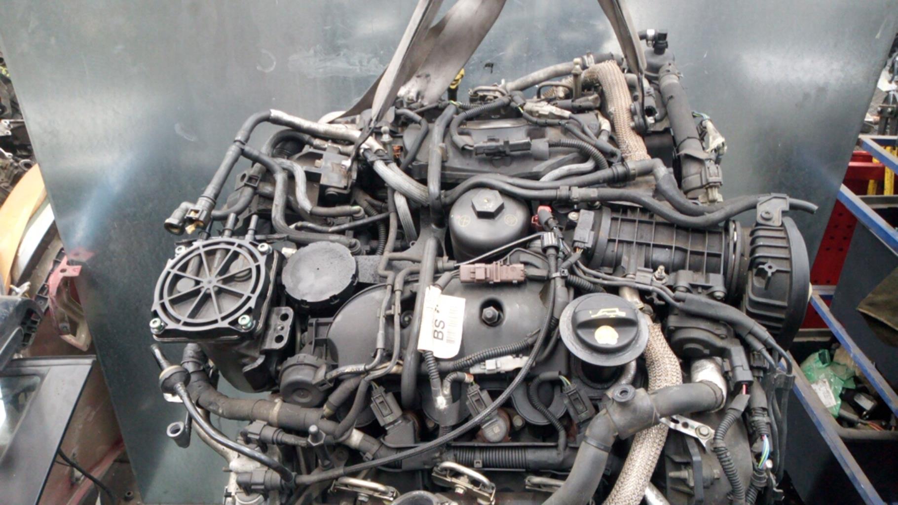 Moteur PEUGEOT 407 COUPE Diesel - 1