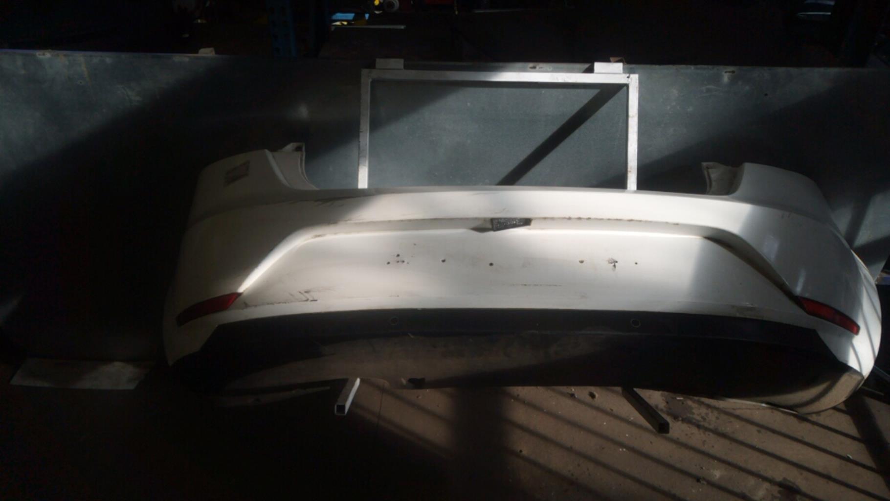 Pare choc arriere SEAT IBIZA 4 PHASE 2 Diesel - 1