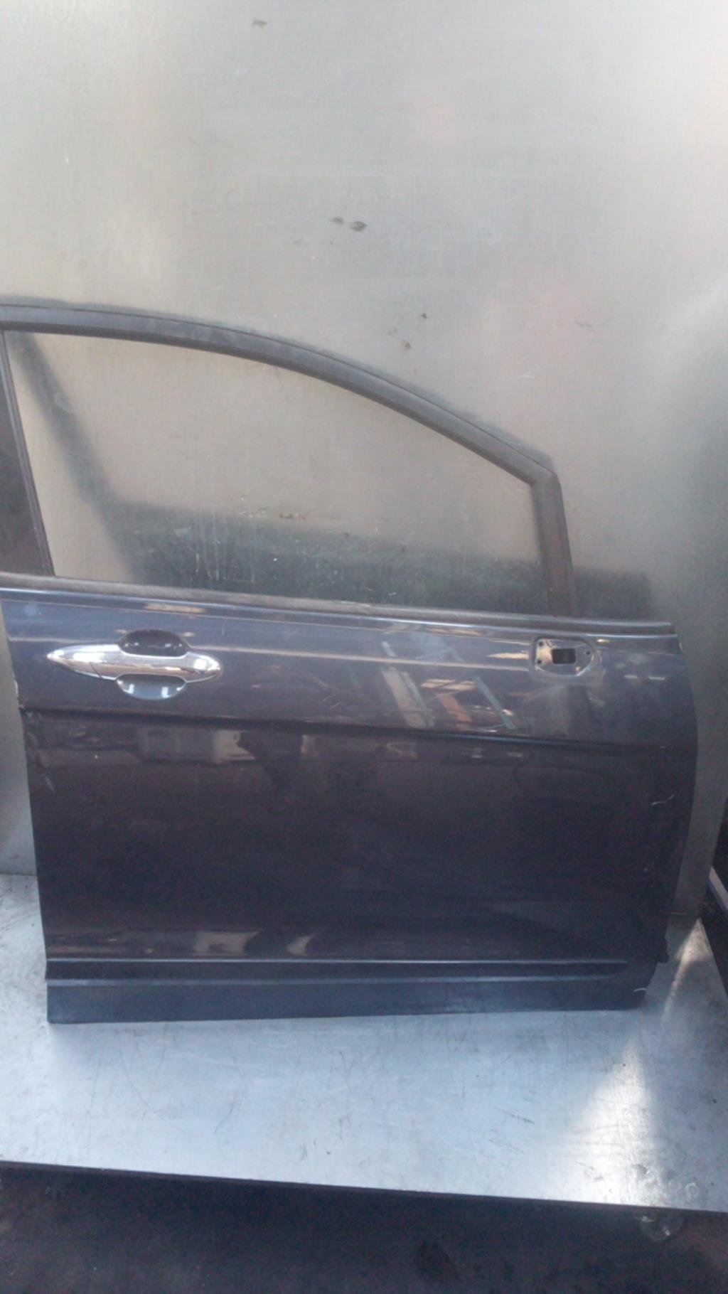 Porte avant droit HONDA FR-V Diesel - 1