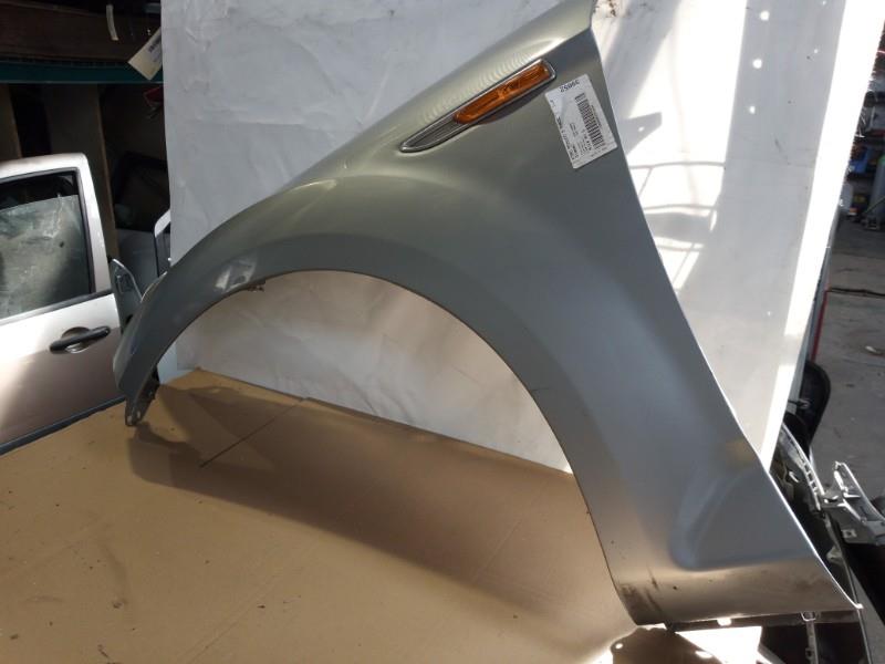 Parafango anteriore sinistro FORD MONDEO 3 PHASE 1 Diésel - 1