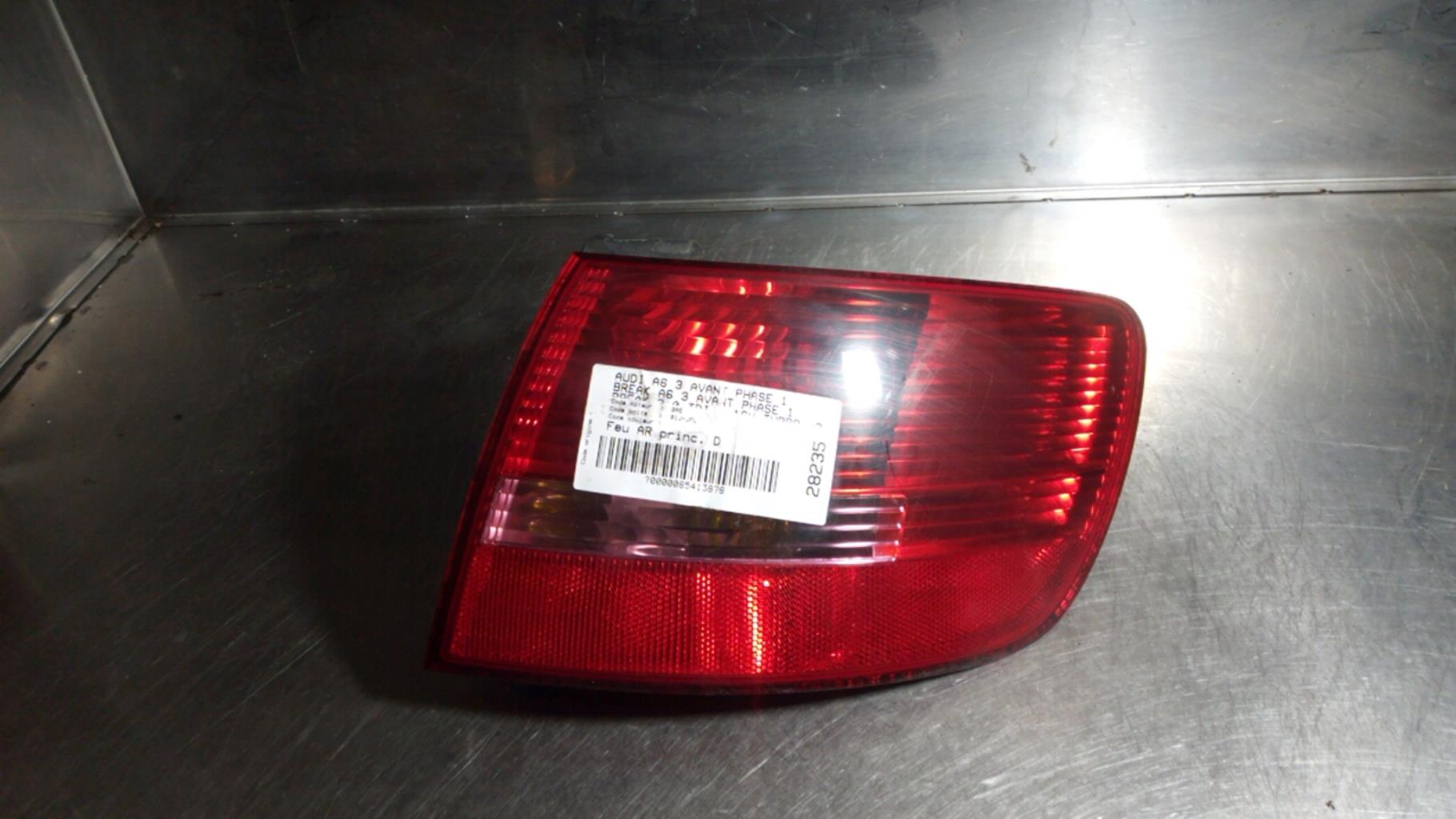 Fanale posteriore principale destro (luci) AUDI A6 3 AVANT PHASE 1 BREAK Diésel - 1