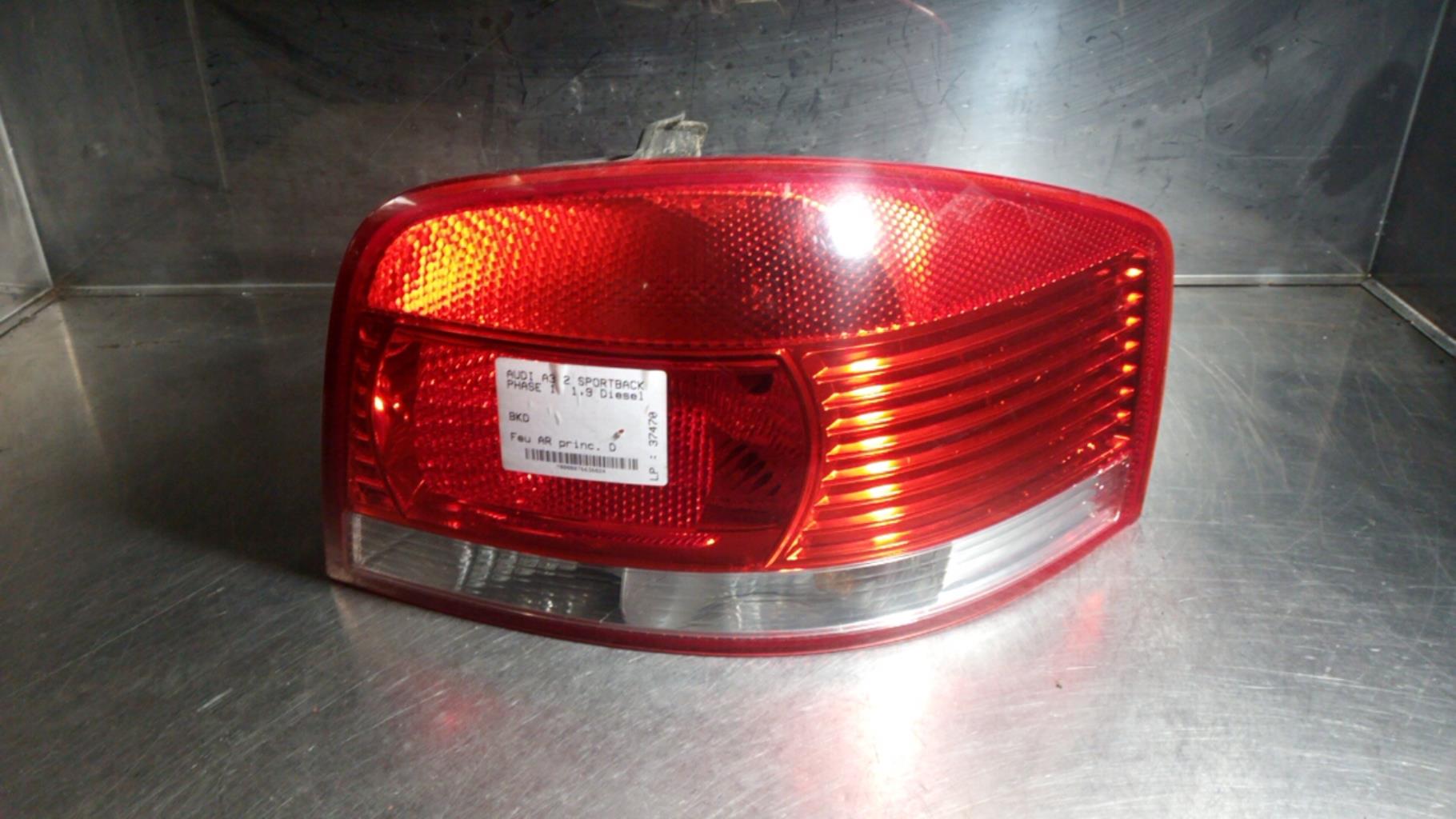 Fanale posteriore principale destro (luci) AUDI A3 2 SPORTBACK PHASE 1 Diésel - 1