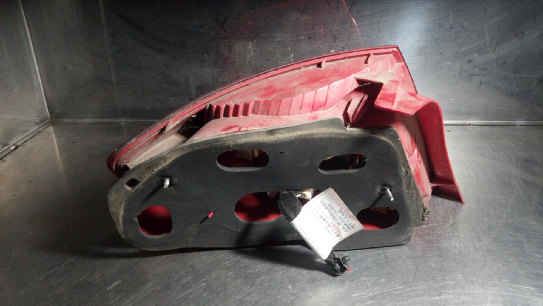 Fanale posteriore principale destro (luci) PEUGEOT 407 PHASE 2 Diésel - 1