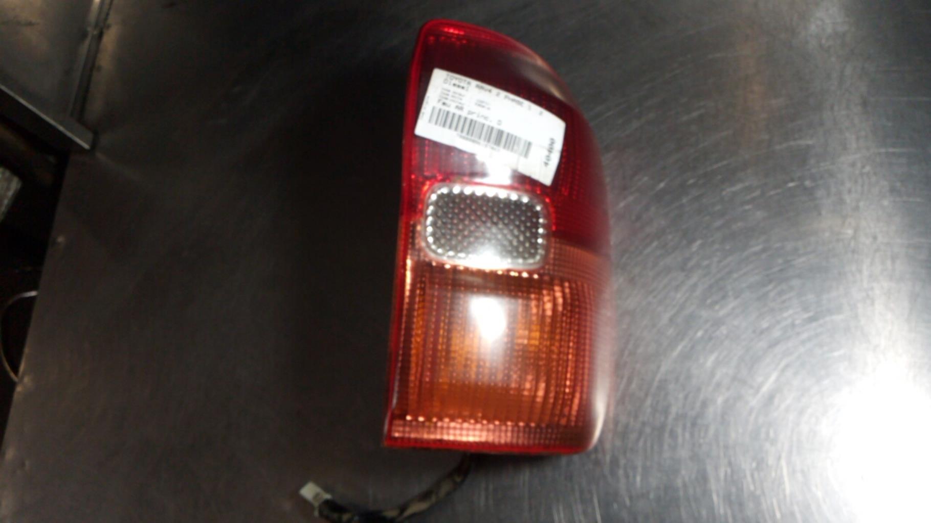 Fanale posteriore principale destro (luci) TOYOTA RAV4 2 PHASE 1 Diésel - 1