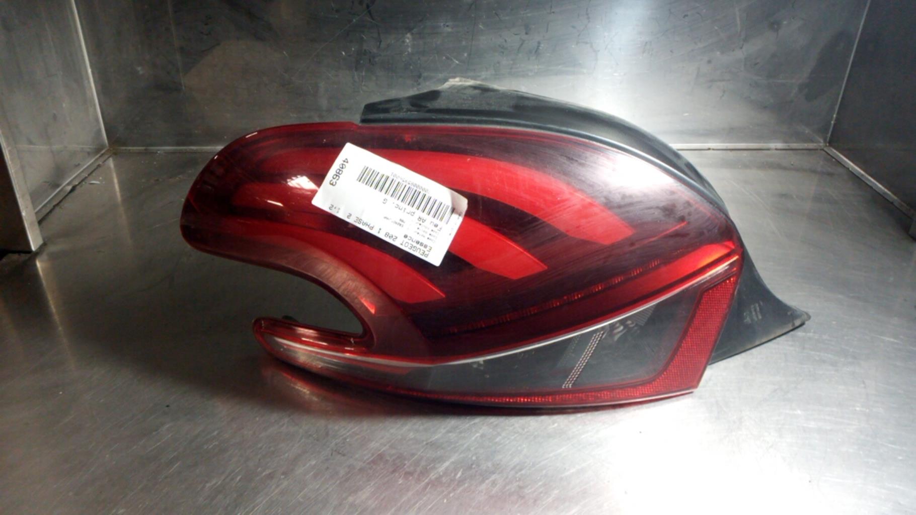 Fanale posteriore principale sinistro (luci) PEUGEOT 208 1 PHASE 2 Gasolina - 1