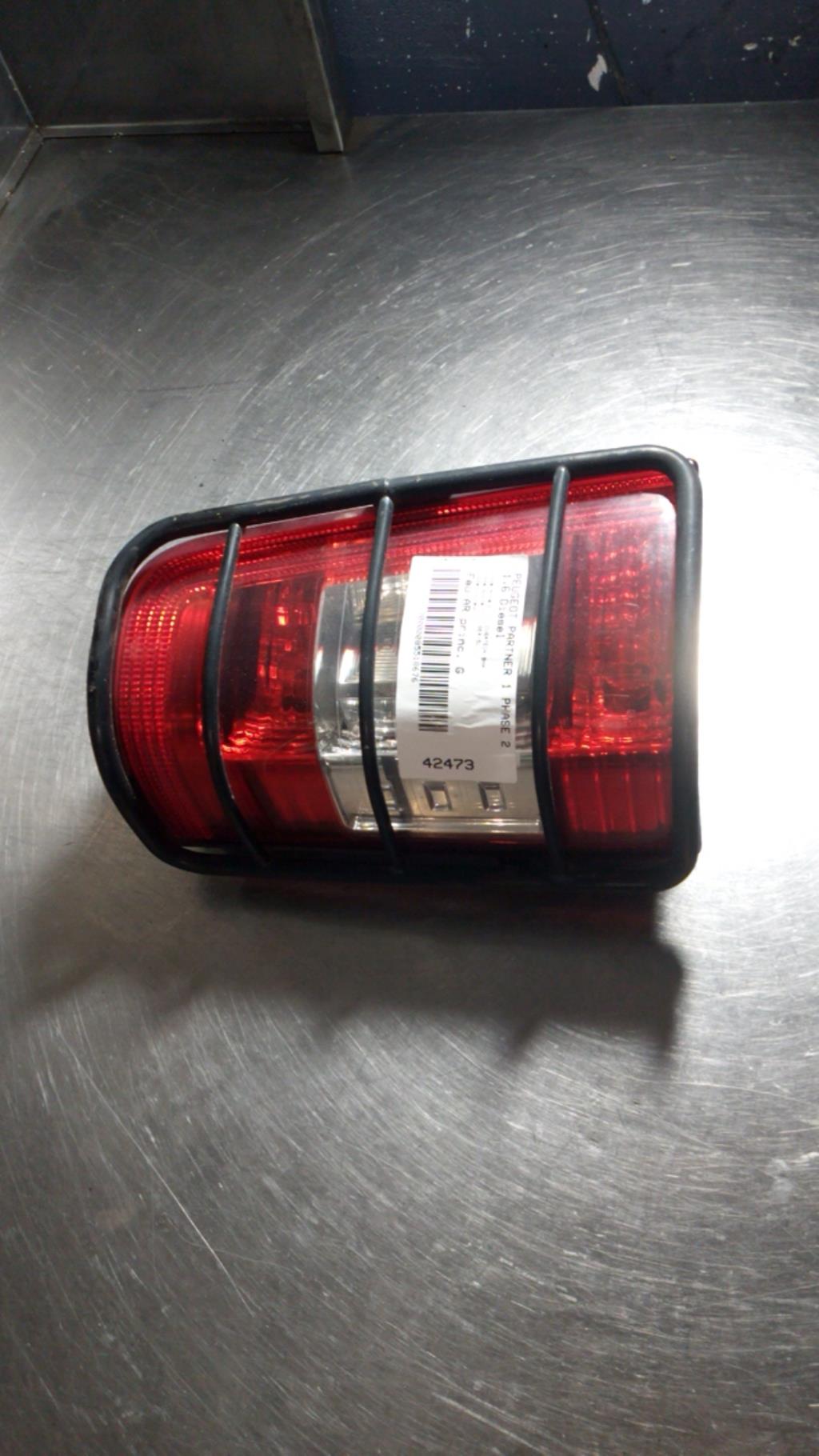 Fanale posteriore principale sinistro (luci) PEUGEOT PARTNER 1 PHASE 2 Diésel - 1
