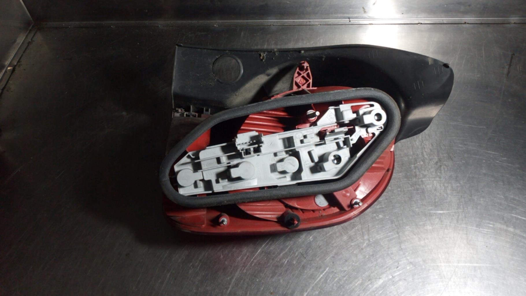 Fanale posteriore principale sinistro (luci) RENAULT MODUS PHASE 1 Gasolina - 1