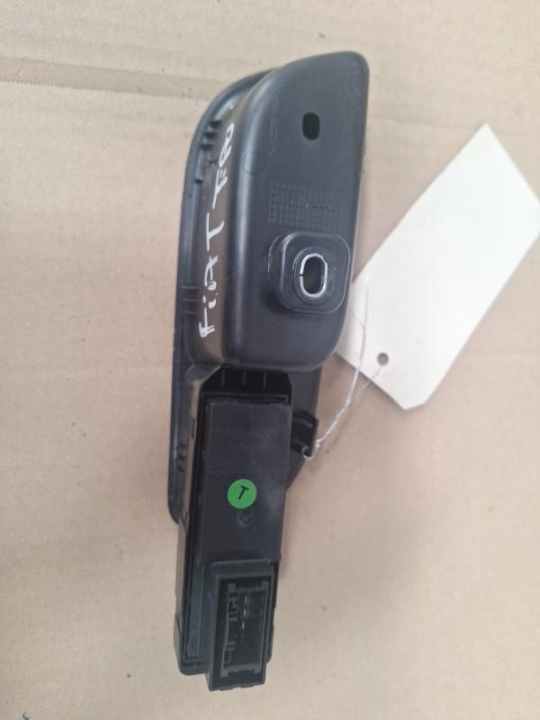 Interruttore lavacristalli posteriore destro FIAT TIPO 2 PHASE 1 BREAK Diésel - 1