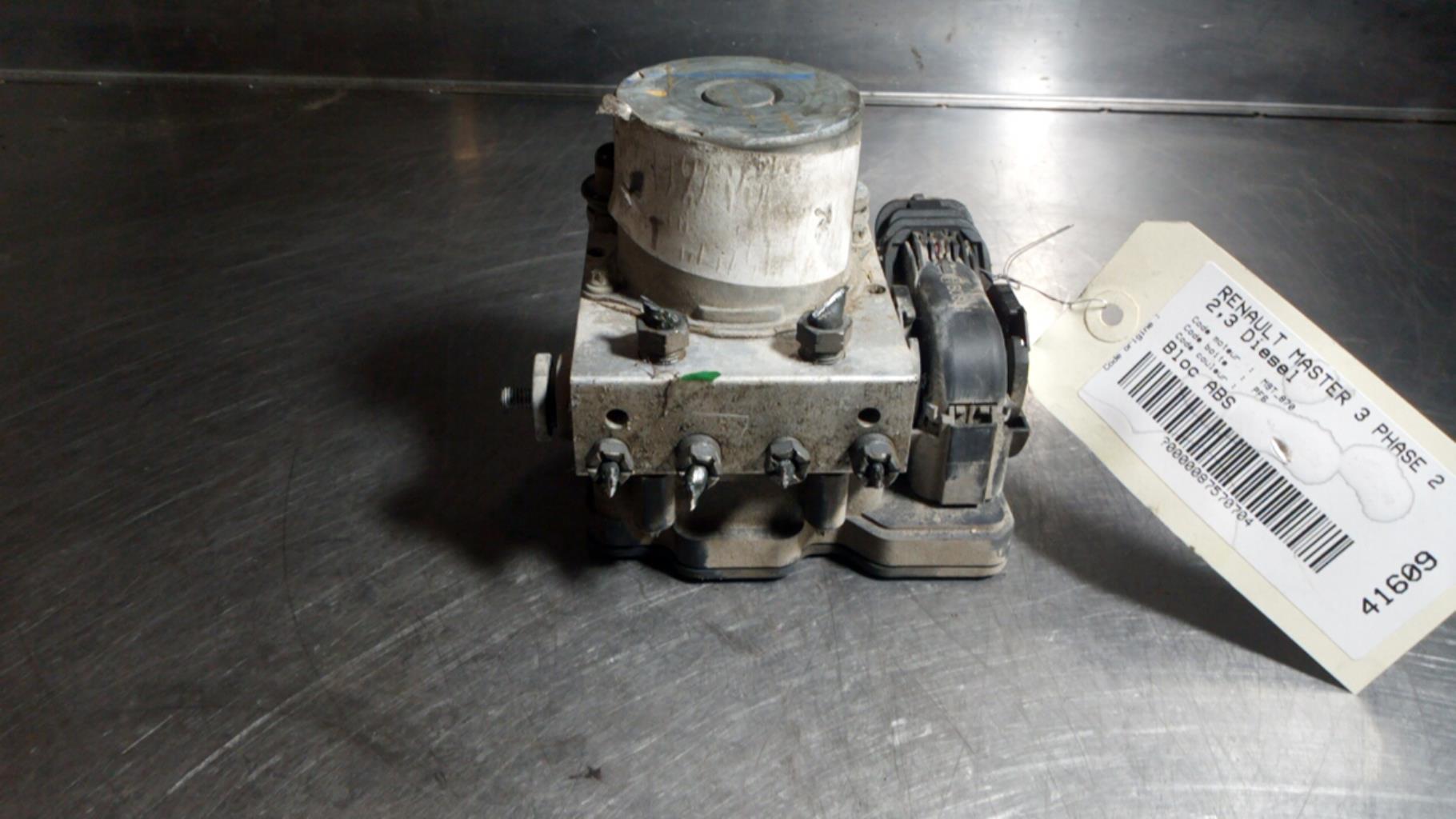 Bloc ABS (freins anti-blocage) RENAULT MASTER 3 PHASE 2 Diesel - 1