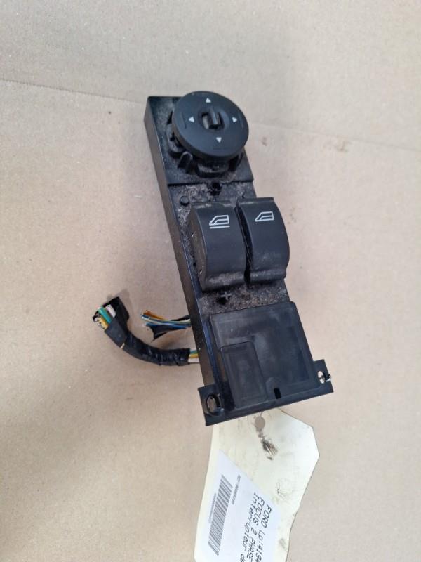 Interruttore lavacristalli anteriore sinistro FORD FOCUS 2 PHASE 2 Diésel - 1