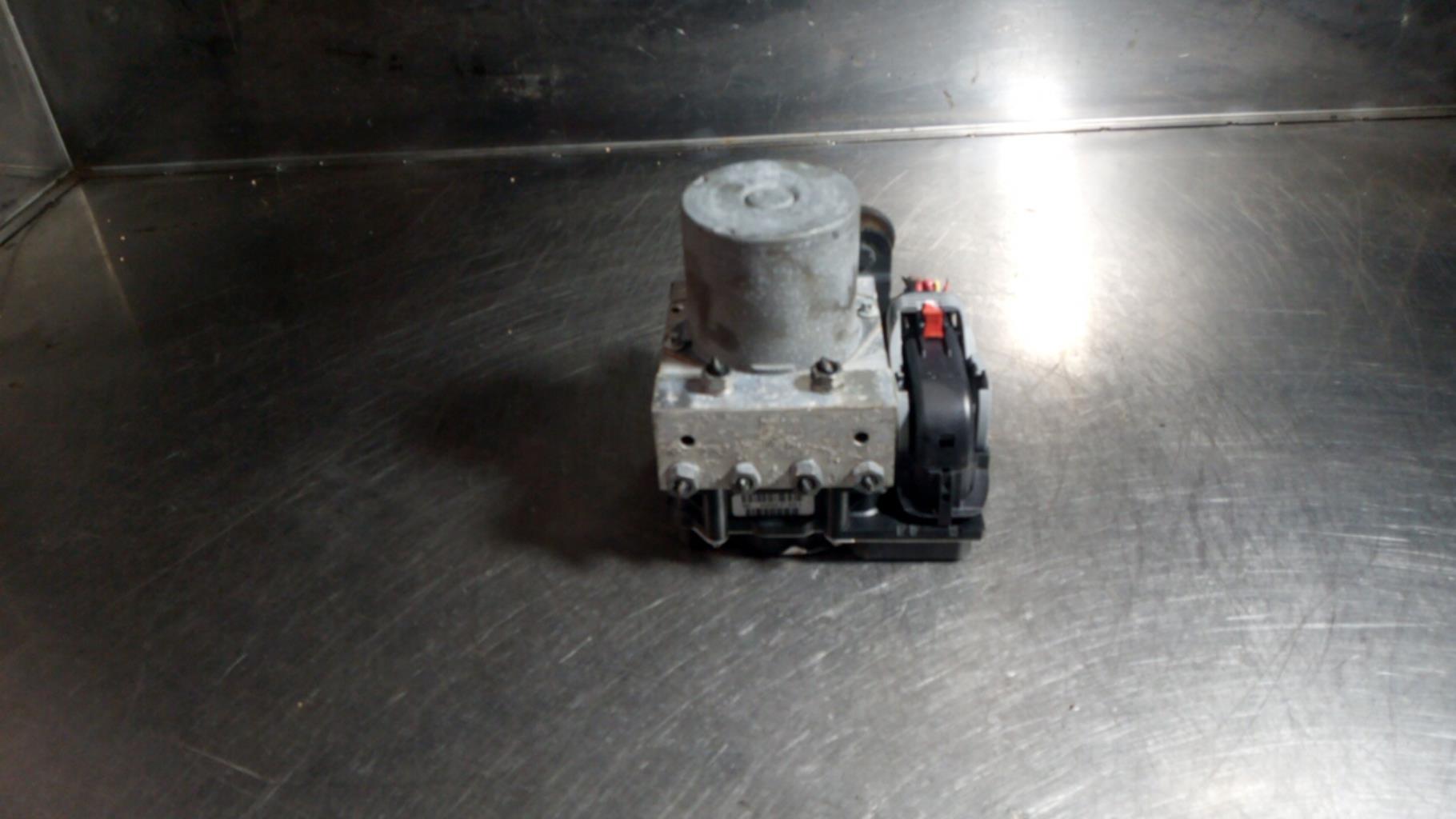 Blocco ABS (antibloccaggio freni) AUDI A4 3 PHASE 2 Diésel - 1