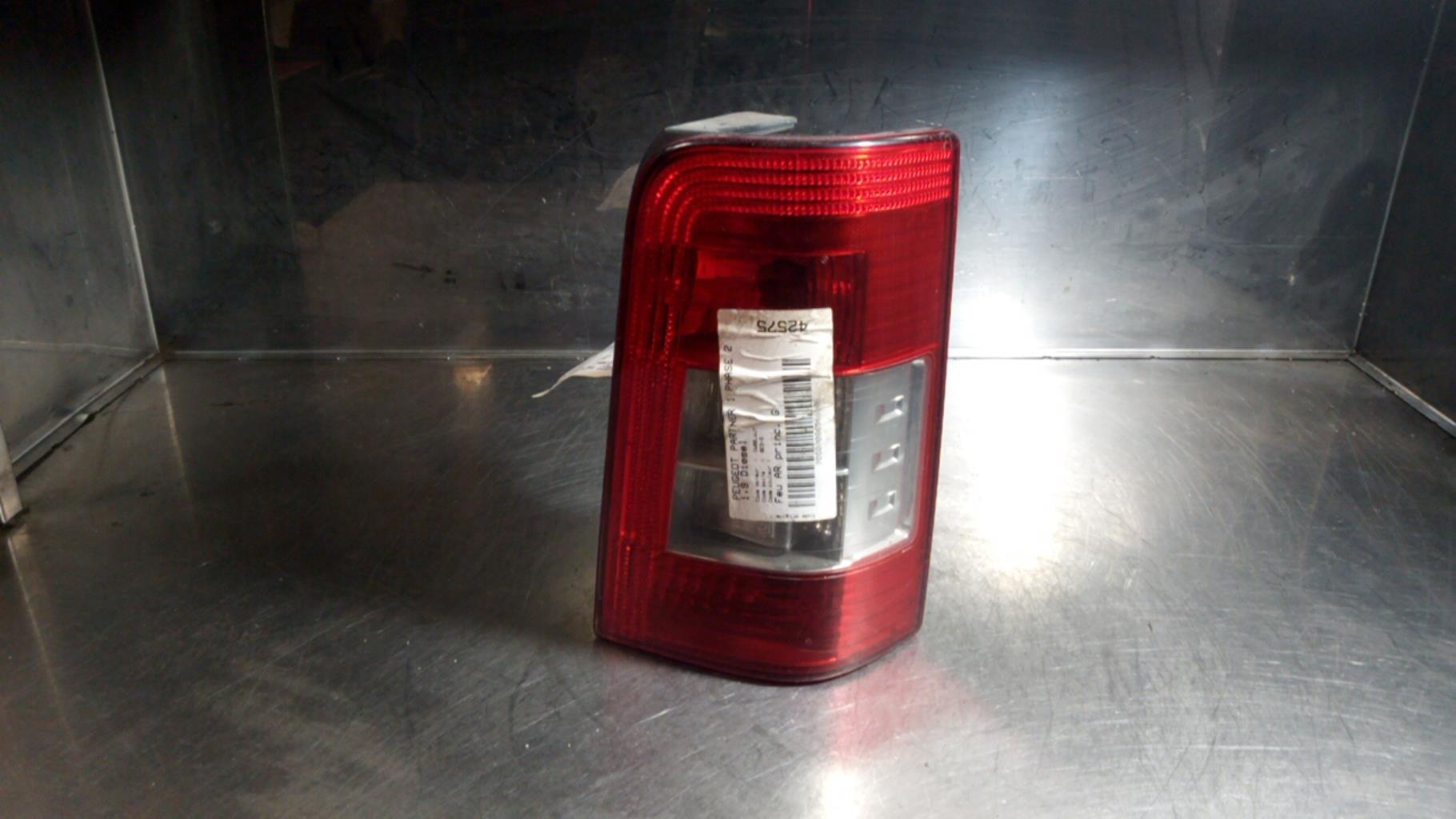Fanale posteriore principale destro (luci) PEUGEOT PARTNER 1 PHASE 2 Diésel - 1